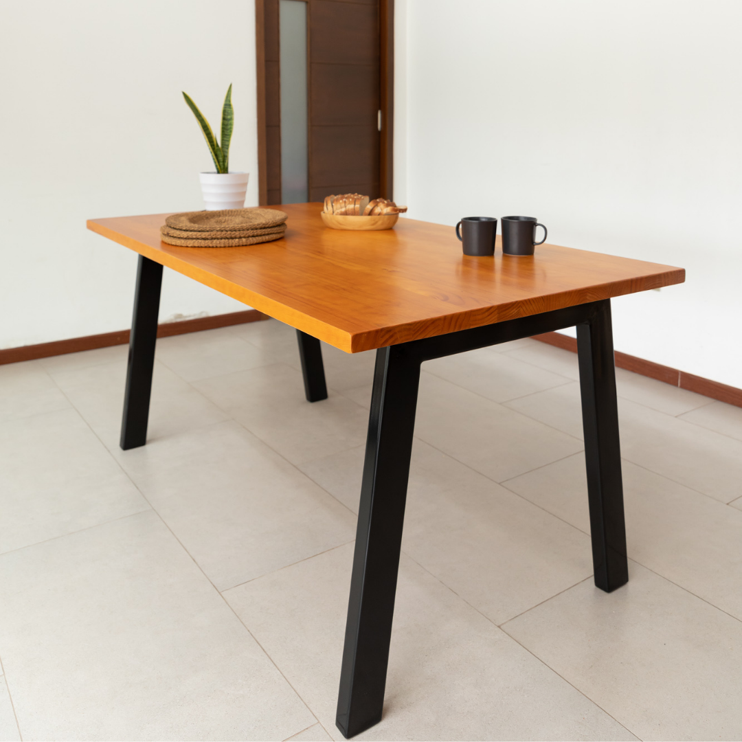 Mesa de Comedor 6 Sillas Hecho en Chile Venecia - Santino Design