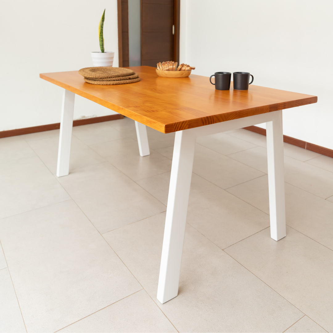 Mesa de Comedor 6 Sillas Hecho en Chile Venecia - Santino Design