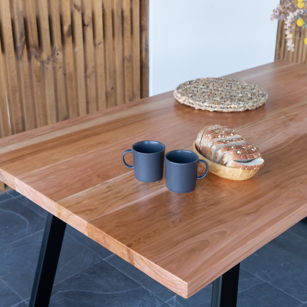 Mesa Industrial Hecho en Chile Mónaco en Roble/Lenga - Santino Design