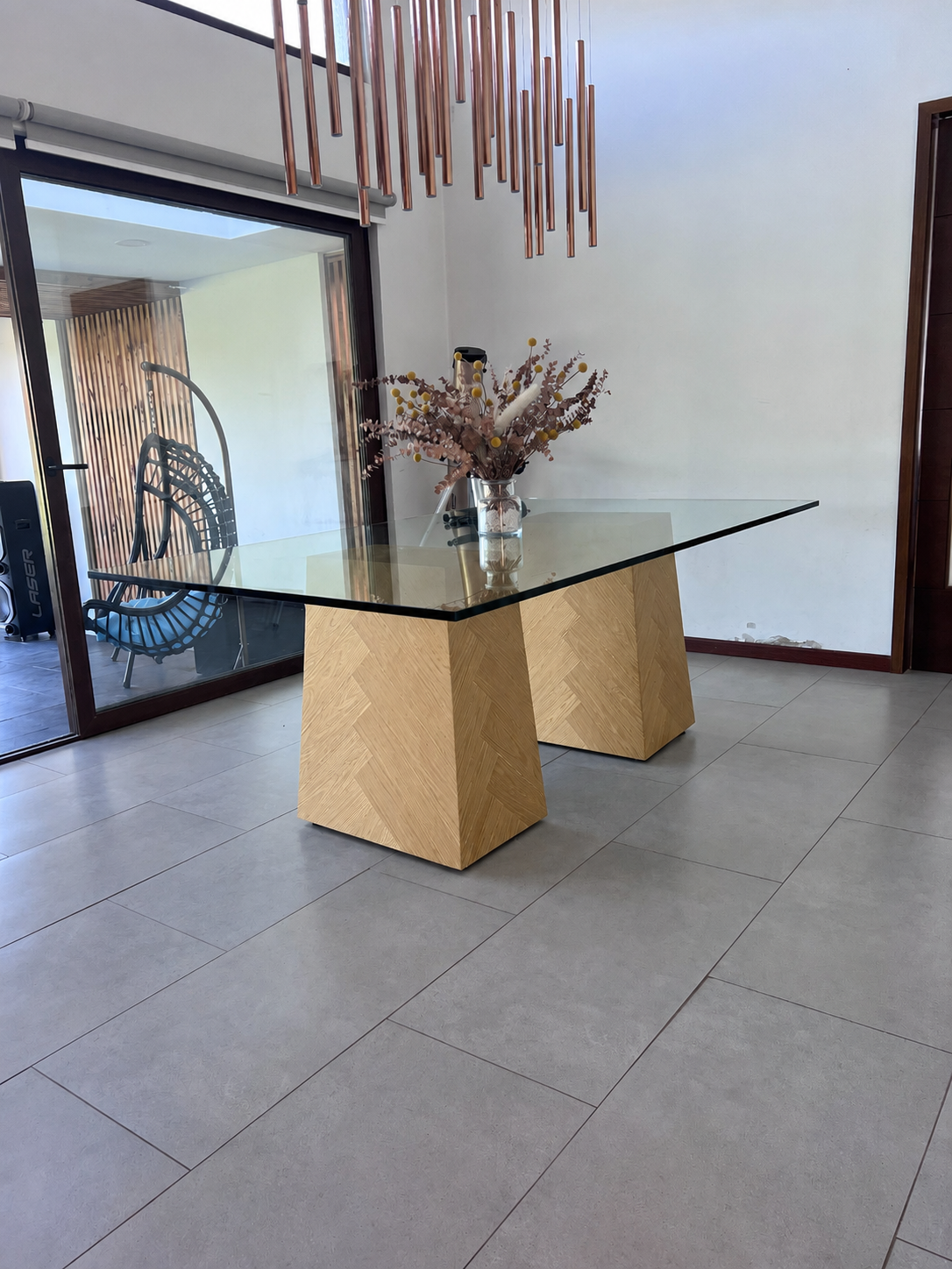 Mesa Montecarlo vidrio base madera natural - Santino Design