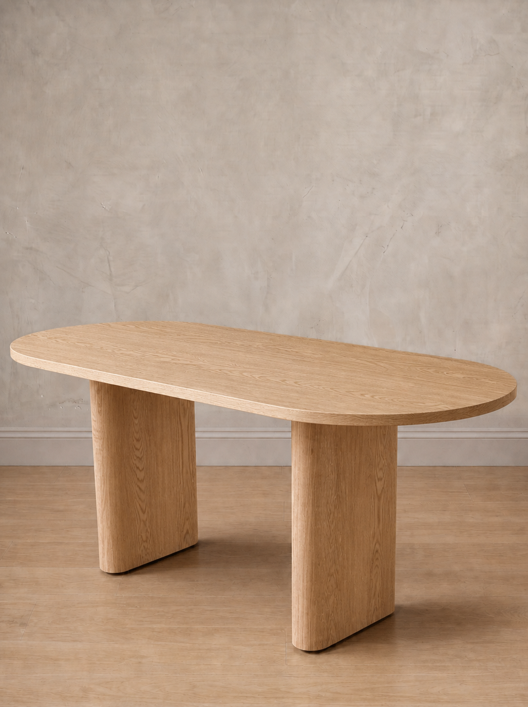 Mesa ovalada Remanso, madera roble americano tono natural, comedor.